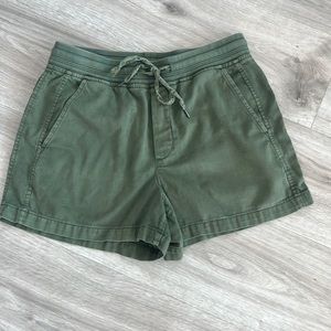 Army Green Gap Khakis Shorts